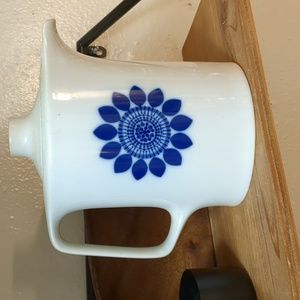 Vintage Hutschenreuuther novum coffee pot